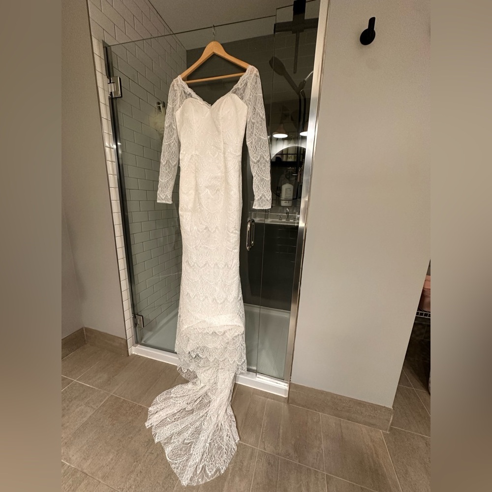 BRAND NEW with tags lace white dress - Picture 3 of 6